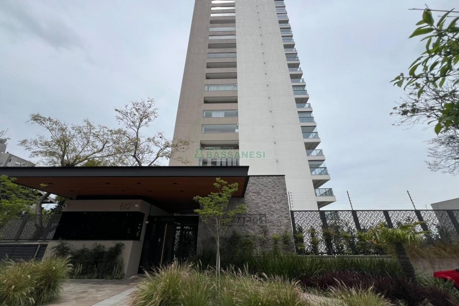 Apto Mobiliado com 129m², 3 dormitórios, no bairro Petrópolis em Caxias do Sul para Alugar