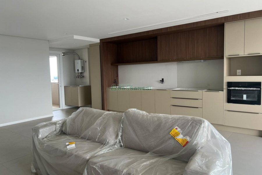 Apto Mobiliado com 129m², 3 dormitórios, no bairro Petrópolis em Caxias do Sul para Alugar