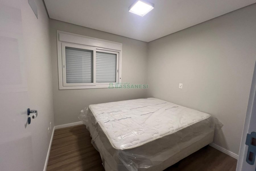 Apto Mobiliado com 129m², 3 dormitórios, no bairro Petrópolis em Caxias do Sul para Alugar