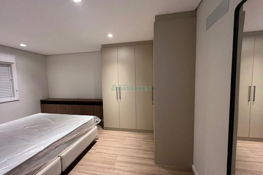 Apto Mobiliado com 129m², 3 dormitórios, no bairro Petrópolis em Caxias do Sul para Alugar