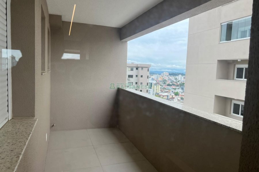 Apto Mobiliado com 129m², 3 dormitórios, no bairro Petrópolis em Caxias do Sul para Alugar