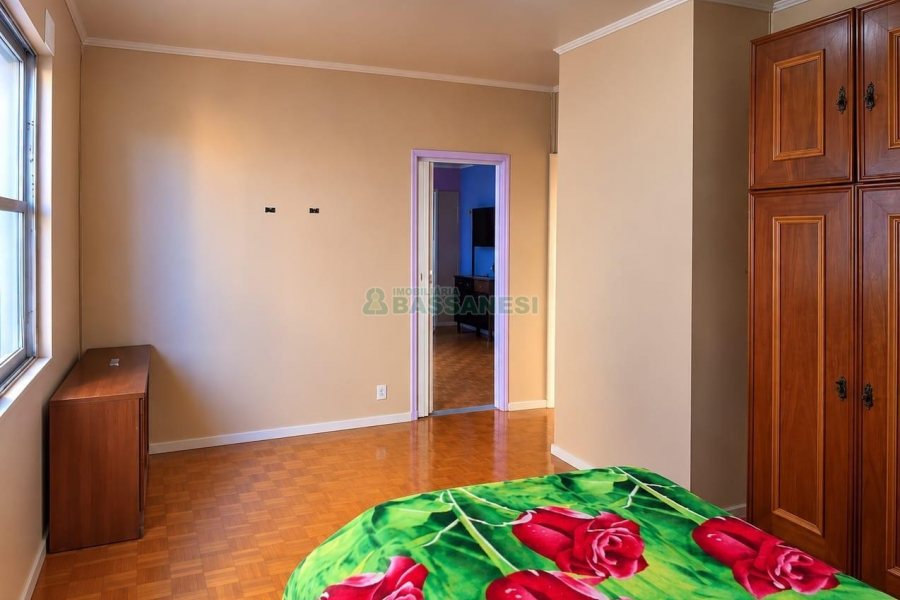 Apartamento com 46m², 1 dormitório, no bairro Centro em Caxias do Sul para Alugar