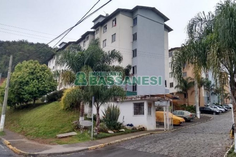 Apartamento com 52m², 2 dormitórios, 1 vaga, no bairro De Zorzi em Caxias do Sul para Alugar