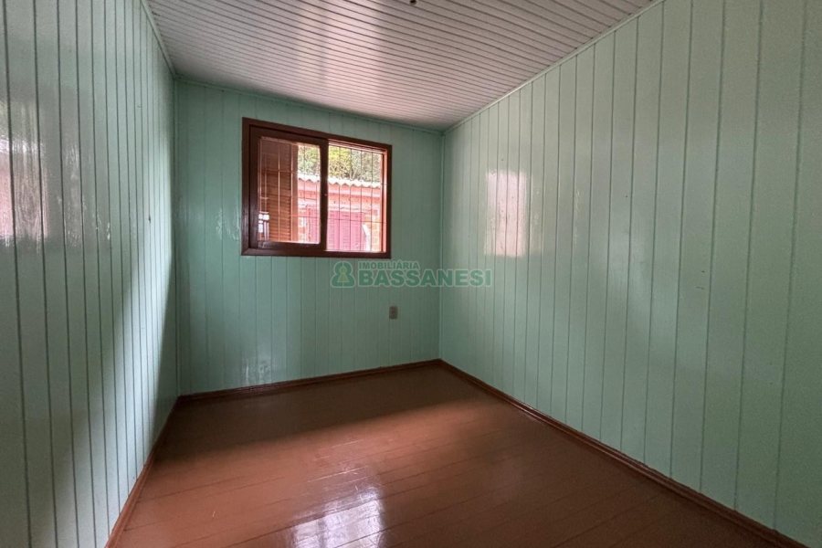 Casa com 58m², 3 dormitórios, no bairro Brandalise em Caxias do Sul para Alugar
