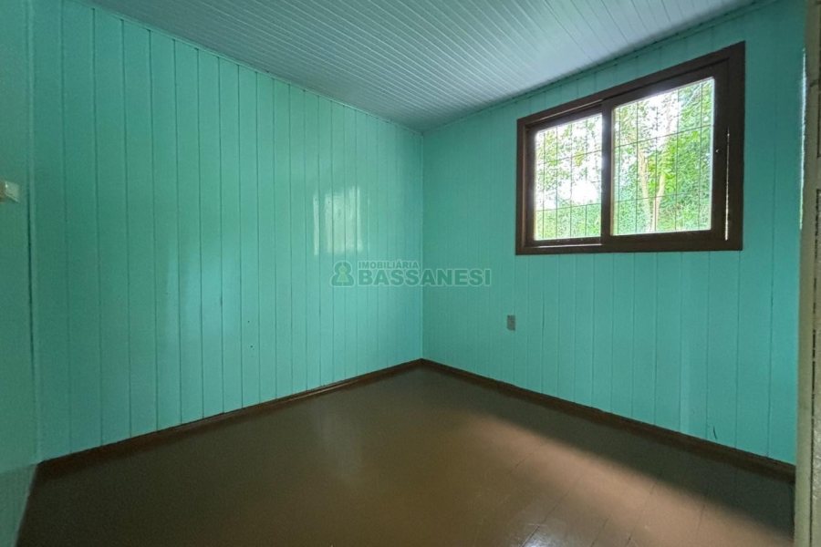 Casa com 58m², 3 dormitórios, no bairro Brandalise em Caxias do Sul para Alugar