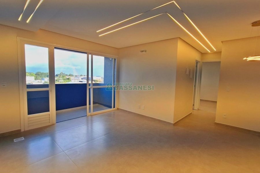 Apartamento com 65m², 2 dormitórios, 1 vaga, no bairro De Lazzer em Caxias do Sul para Alugar