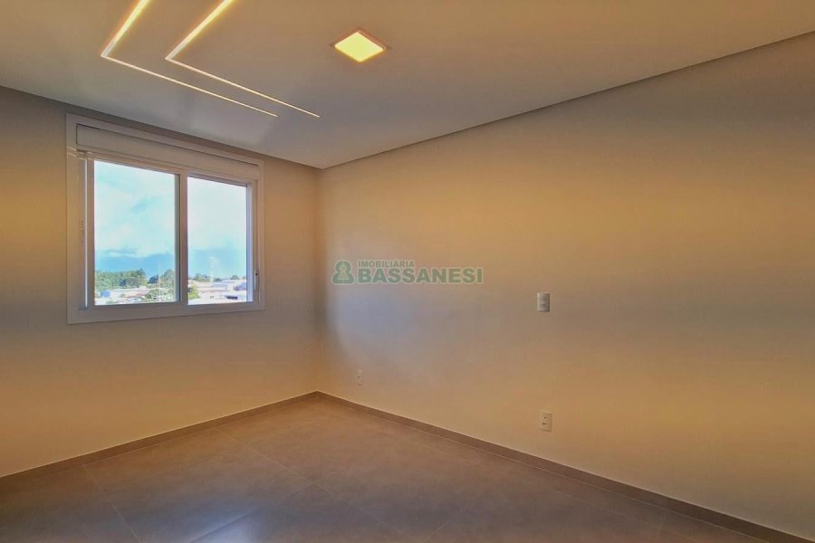 Apartamento com 65m², 2 dormitórios, 1 vaga, no bairro De Lazzer em Caxias do Sul para Alugar