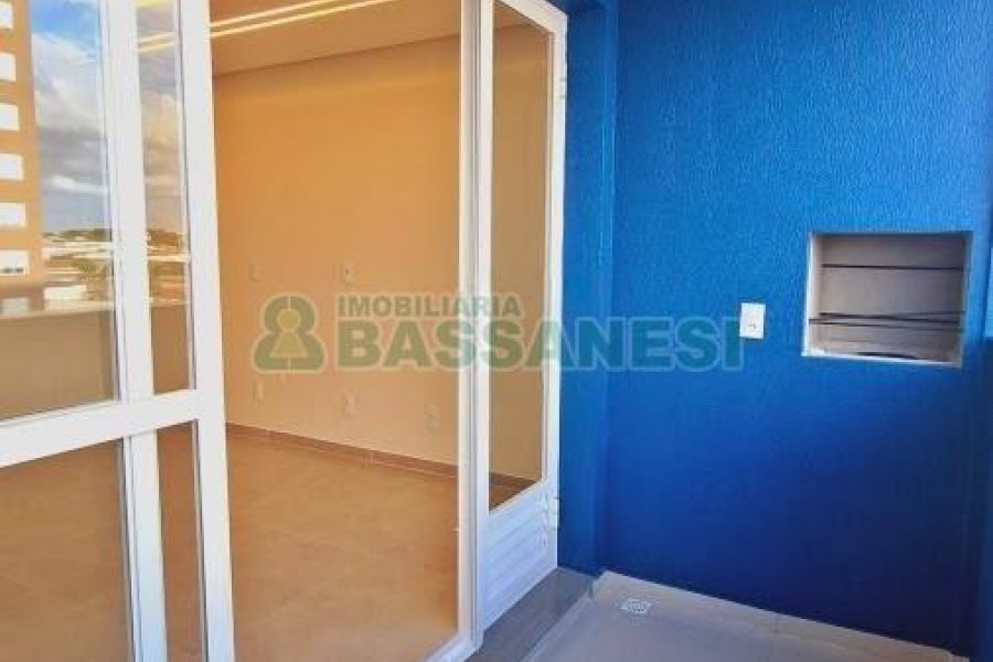 Apartamento com 65m², 2 dormitórios, 1 vaga, no bairro De Lazzer em Caxias do Sul para Alugar
