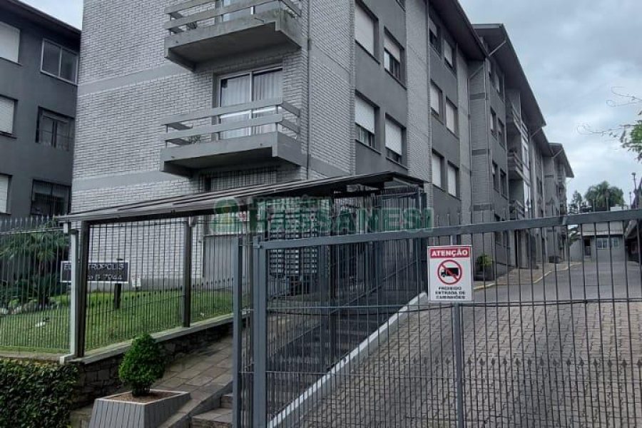 Apartamento com 70m², 2 dormitórios, 1 vaga, no bairro Petrópolis em Caxias do Sul para Alugar