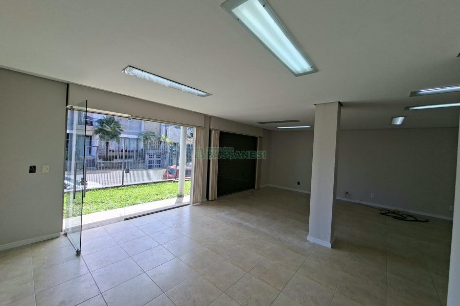 Loja com 70m², no bairro Lourdes em Caxias do Sul para Alugar