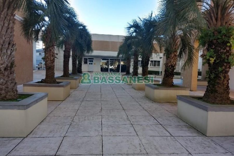 Apartamento com 111m², 3 dormitórios, 2 vagas, no bairro Cristo Redentor em Caxias do Sul para Alugar