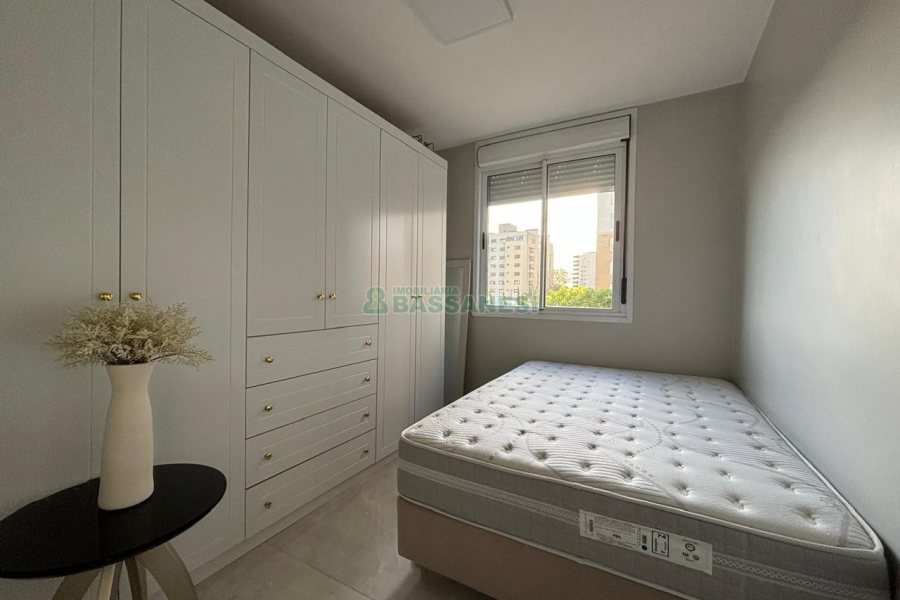 Apartamento com 111m², 3 dormitórios, 2 vagas, no bairro Cristo Redentor em Caxias do Sul para Alugar