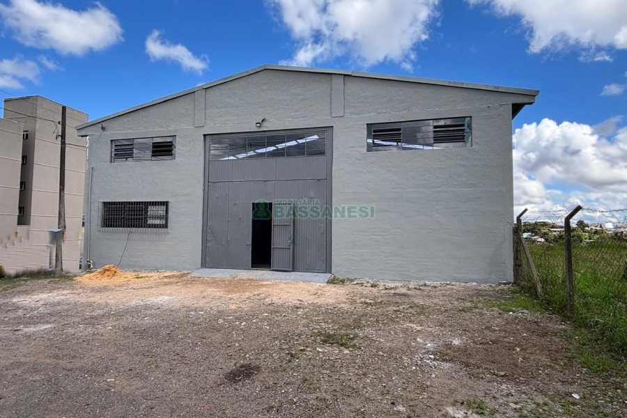 Pavilhão com 300m², no bairro Jardim Eldorado em Caxias do Sul para Alugar