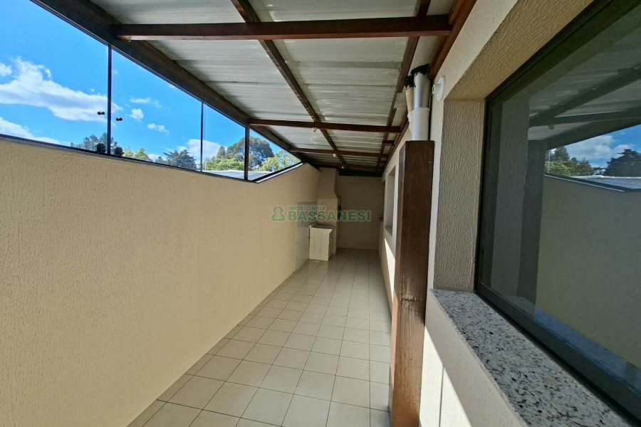 Apartamento com 94m², 2 dormitórios, 1 vaga, no bairro Desvio Rizzo em Caxias do Sul para Alugar