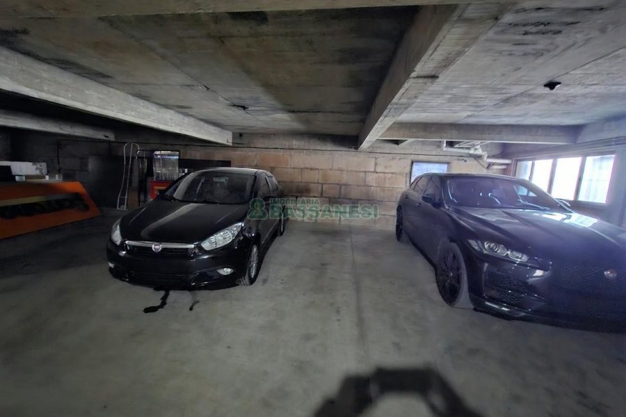 Apartamento com 94m², 2 dormitórios, 1 vaga, no bairro Desvio Rizzo em Caxias do Sul para Alugar