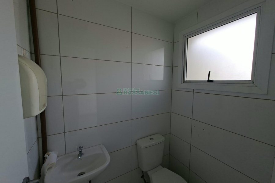 Loja com 62m², no bairro Sanvitto em Caxias do Sul para Alugar