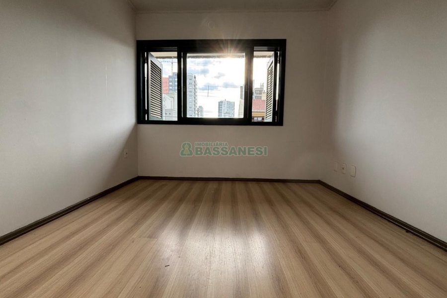 Loja com 52m², no bairro Panazzolo em Caxias do Sul para Alugar