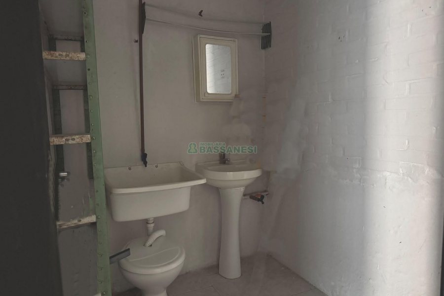 Loja com 30m², no bairro Centro em Caxias do Sul para Alugar
