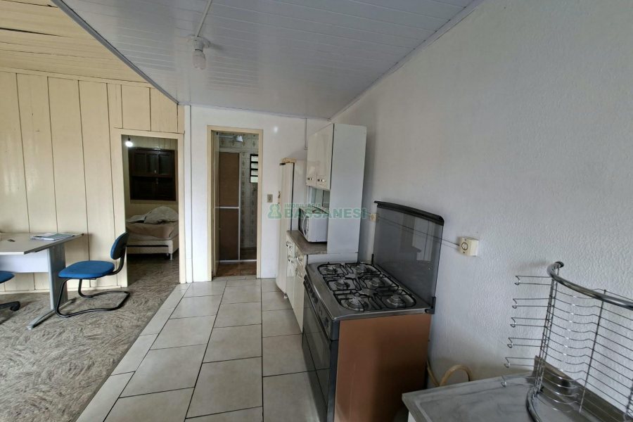 Casa com 40m², 2 dormitórios, no bairro Pio X em Caxias do Sul para Alugar