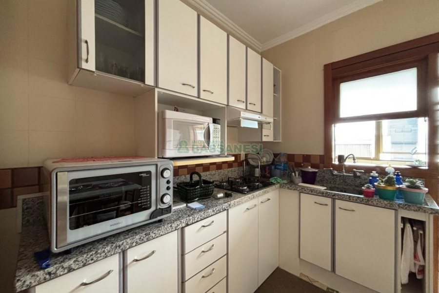 Apartamento com 108m², 2 dormitórios, 1 vaga, no bairro São Pelegrino em Caxias do Sul para Alugar