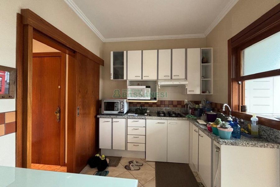 Apartamento com 108m², 2 dormitórios, 1 vaga, no bairro São Pelegrino em Caxias do Sul para Alugar