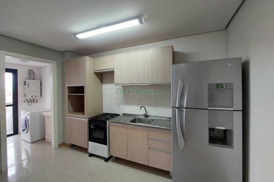 Apto Mobiliado com 60m², 1 dormitório, 1 vaga, no bairro Villagio Iguatemi em Caxias do Sul para Alugar