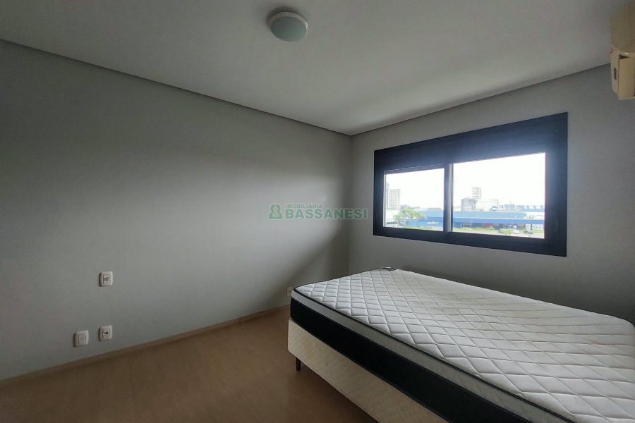 Apto Mobiliado com 60m², 1 dormitório, 1 vaga, no bairro Villagio Iguatemi em Caxias do Sul para Alugar