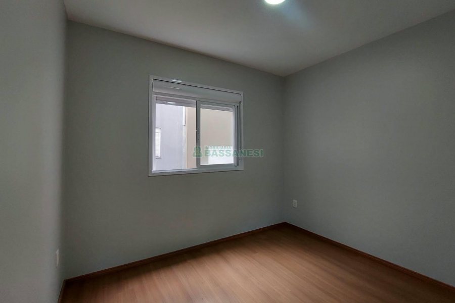 Apartamento com 65m², 2 dormitórios, 1 vaga, no bairro Nossa Senhora das Graças em Caxias do Sul para Alugar