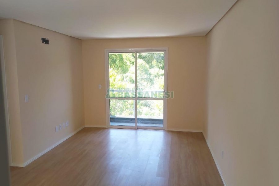 Apartamento com 80m², 2 dormitórios, 2 vagas, no bairro Salgado Filho em Caxias do Sul para Alugar