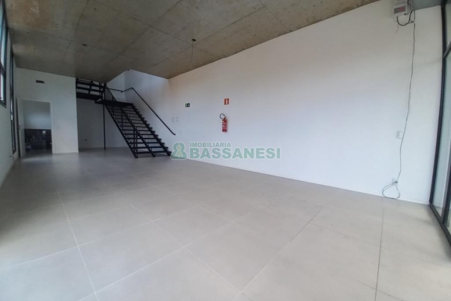Loja com 145m², 1 vaga, no bairro Sagrada Família em Caxias do Sul para Alugar