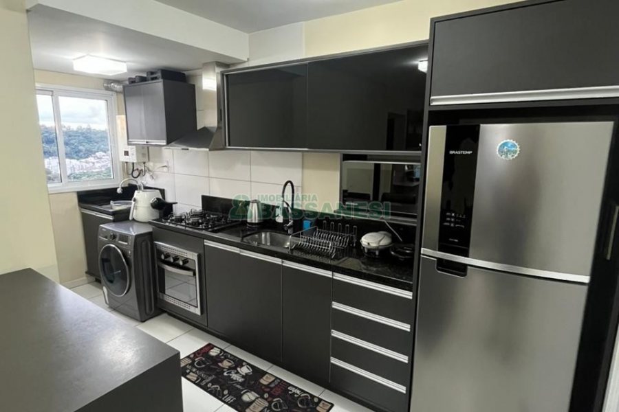 Apartamento com 60m², 2 dormitórios, 1 vaga, no bairro Colina Sorriso em Caxias do Sul para Alugar