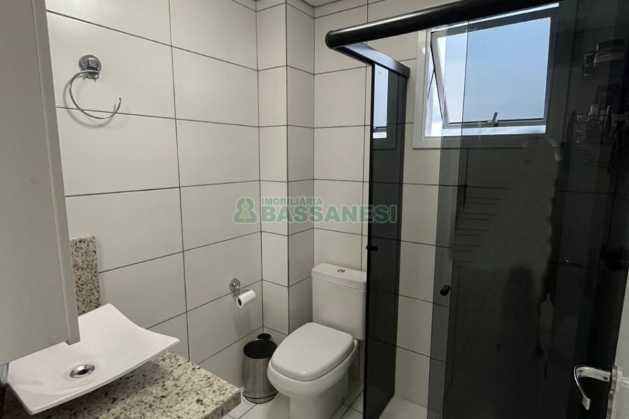 Apartamento com 60m², 2 dormitórios, 1 vaga, no bairro Colina Sorriso em Caxias do Sul para Alugar