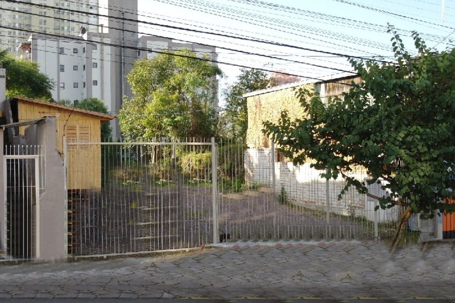 Terreno com 624m², no bairro Centro em Caxias do Sul para Alugar