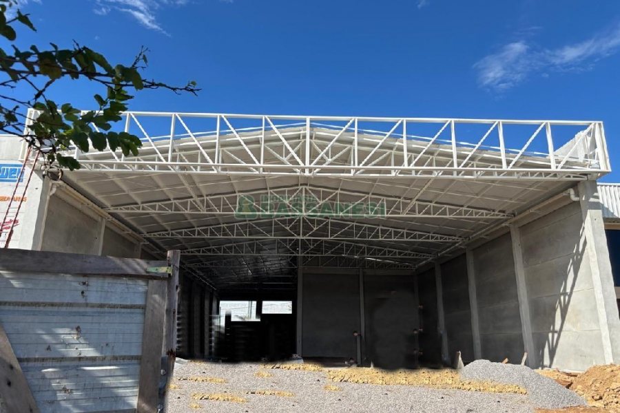 Loja com 700m², no bairro São José em Caxias do Sul para Alugar