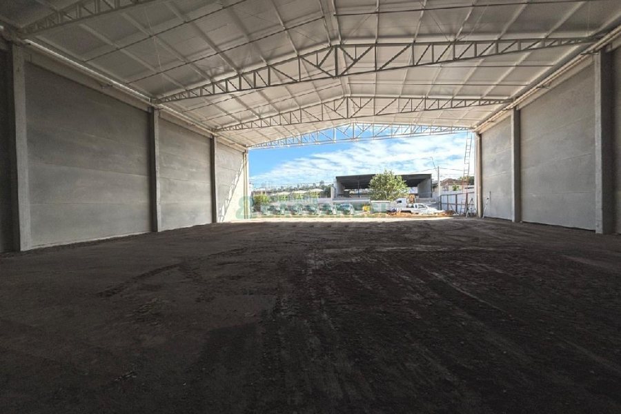 Loja com 700m², no bairro São José em Caxias do Sul para Alugar