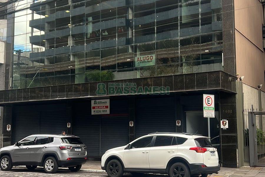 Loja com 200m², no bairro Cinqüentenário em Caxias do Sul para Alugar