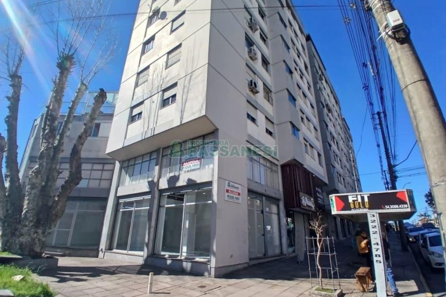 Loja com 156m², no bairro Lourdes em Caxias do Sul para Alugar