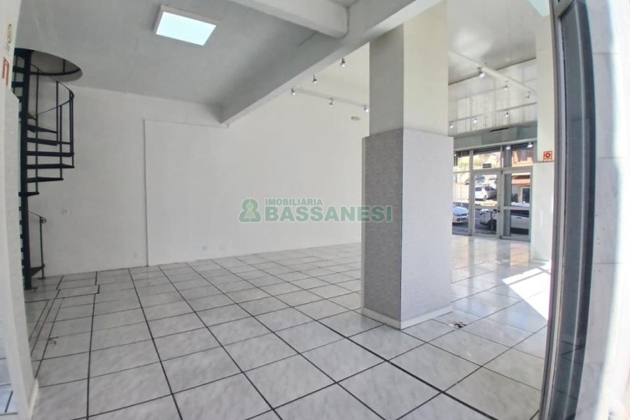 Loja com 156m², no bairro Lourdes em Caxias do Sul para Alugar