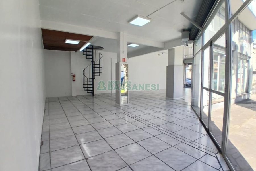 Loja com 156m², no bairro Lourdes em Caxias do Sul para Alugar