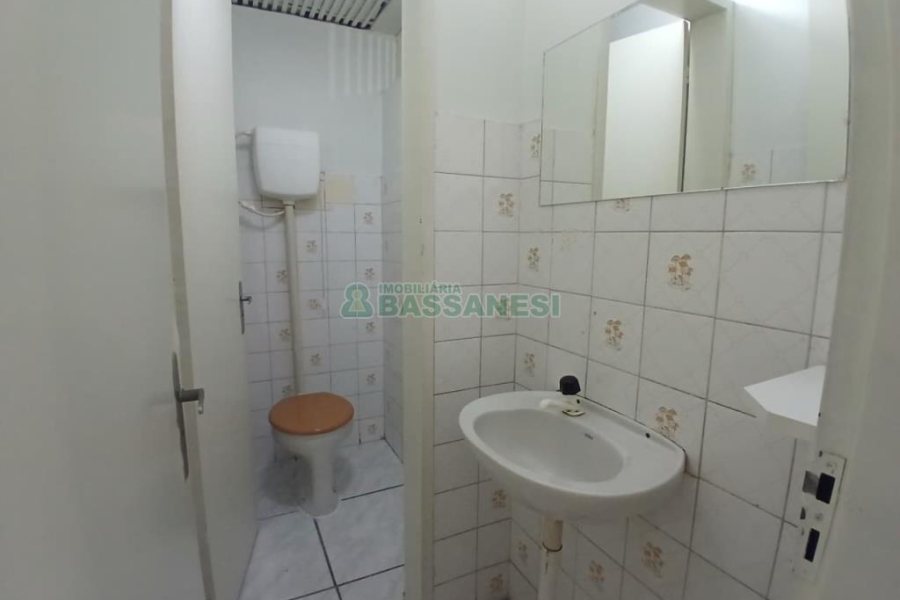 Loja com 156m², no bairro Lourdes em Caxias do Sul para Alugar