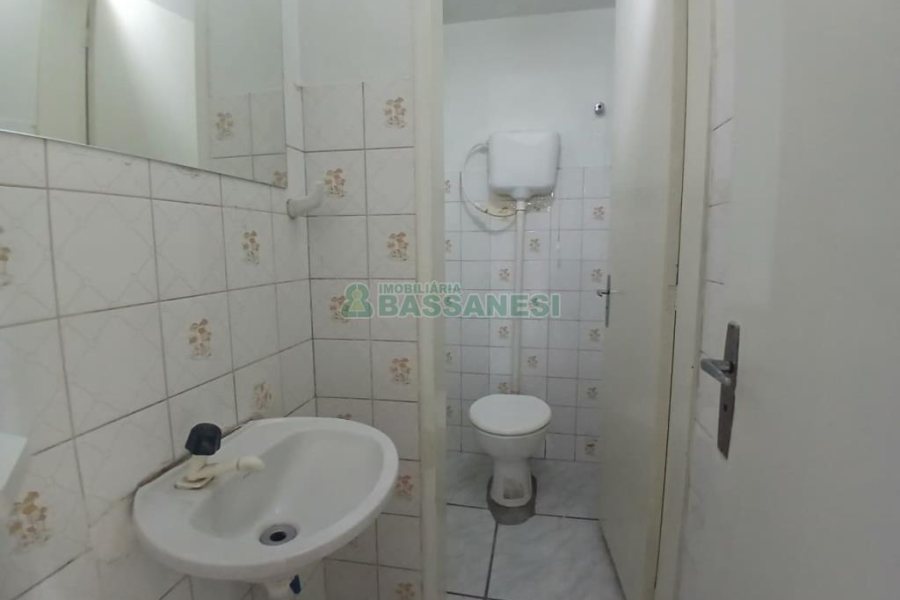 Loja com 156m², no bairro Lourdes em Caxias do Sul para Alugar