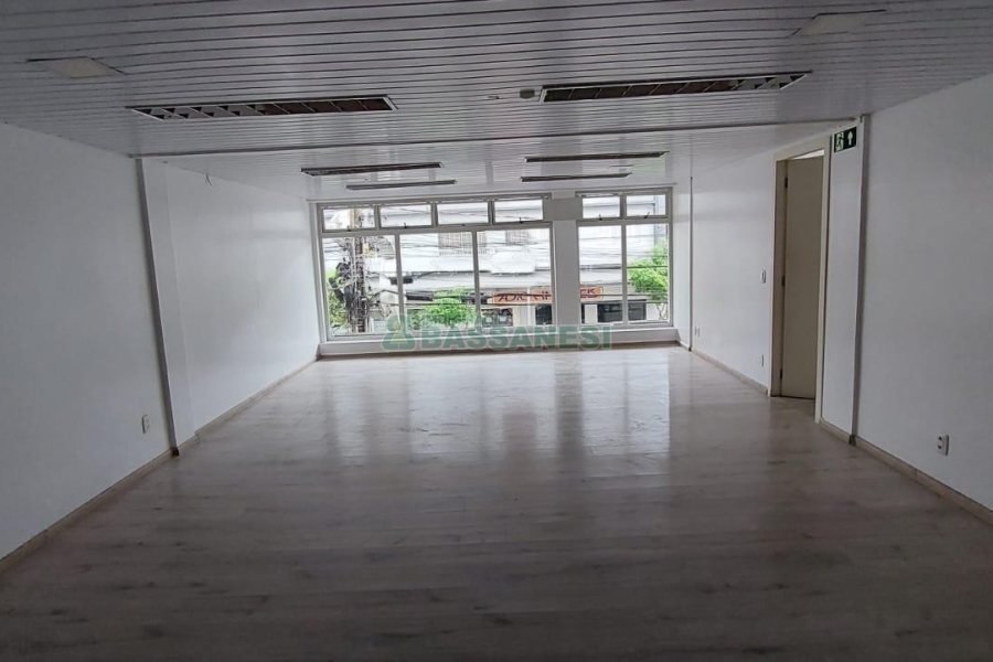 Sobreloja com 200m², no bairro São Pelegrino em Caxias do Sul para Alugar