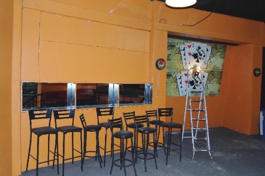 Predio com 1296m², 3 dormitórios, no bairro De Lazzer em Caxias do Sul para Comprar