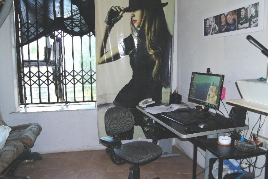 Predio com 1296m², 3 dormitórios, no bairro De Lazzer em Caxias do Sul para Comprar