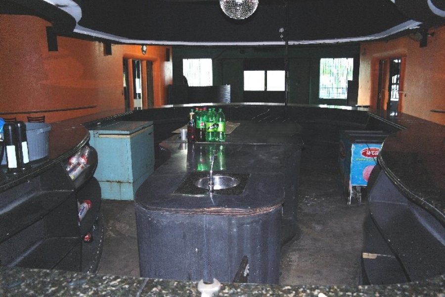 Predio com 1296m², 3 dormitórios, no bairro De Lazzer em Caxias do Sul para Comprar