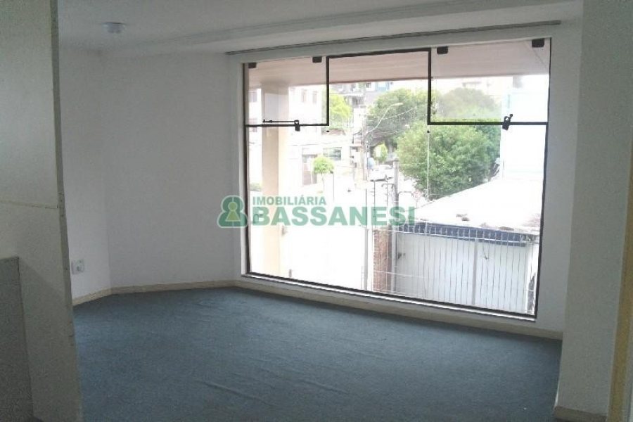 Loja com 57m², no bairro Centro em Caxias do Sul para Alugar
