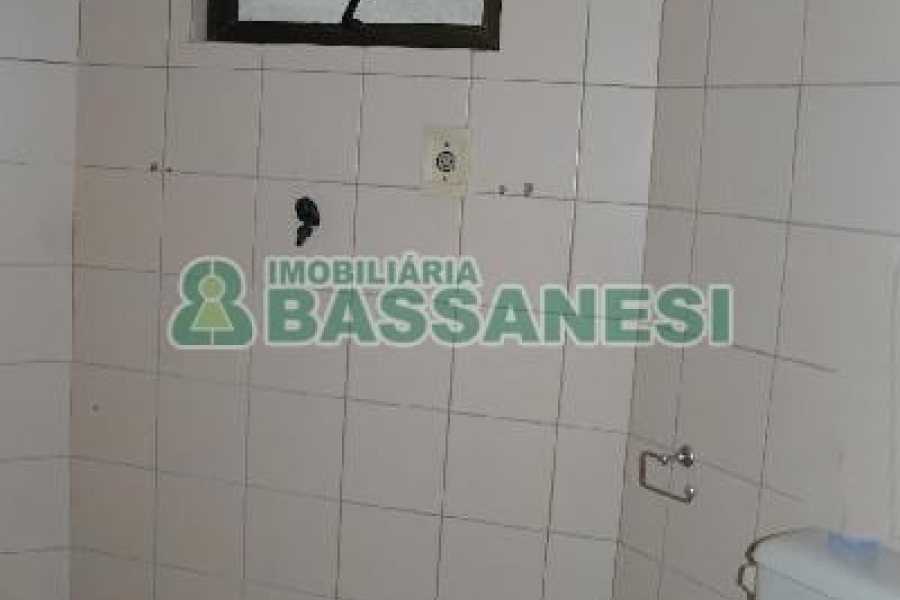 Loja com 57m², no bairro Centro em Caxias do Sul para Alugar
